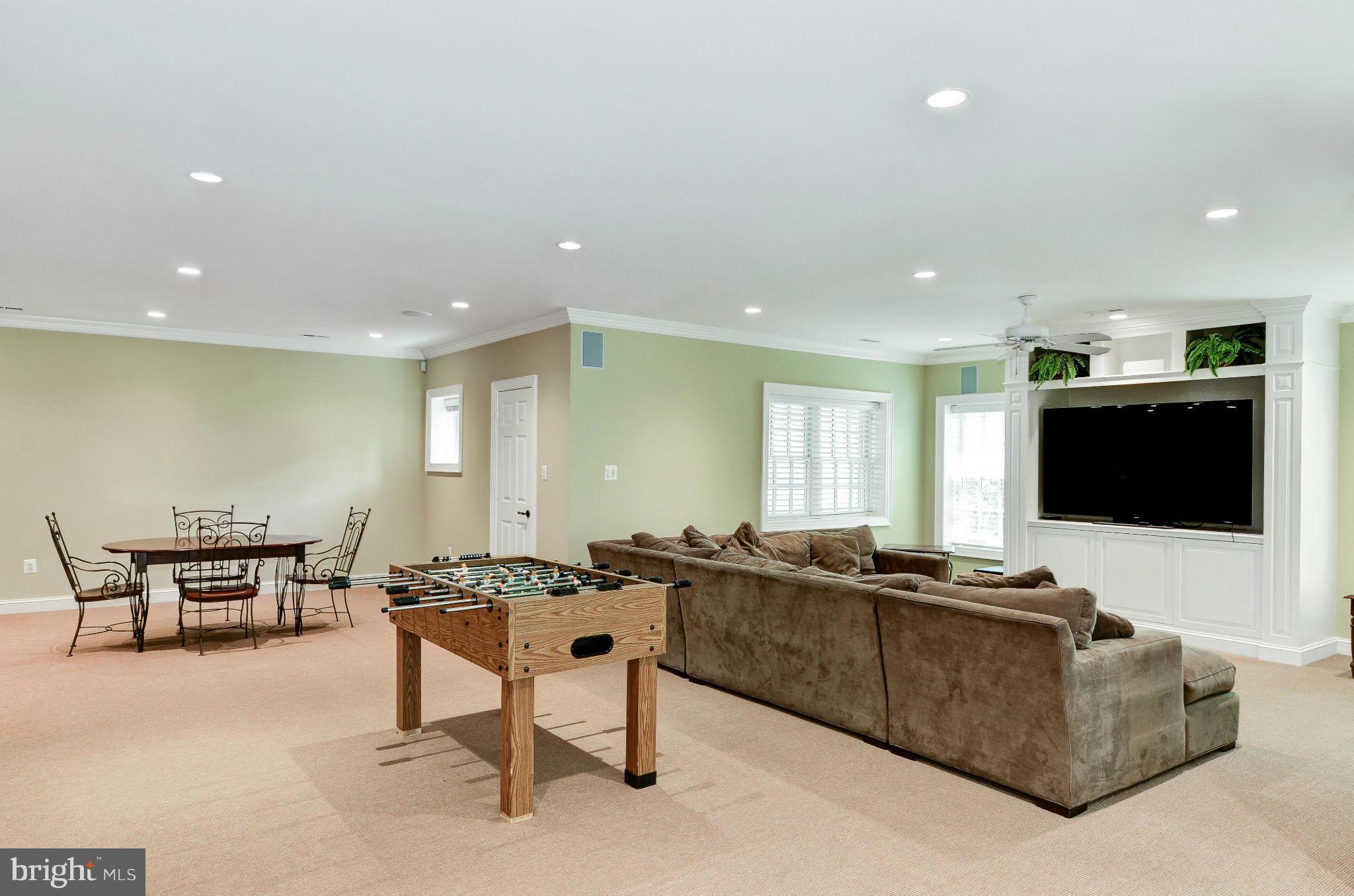 MCAULEY PARK - Residential