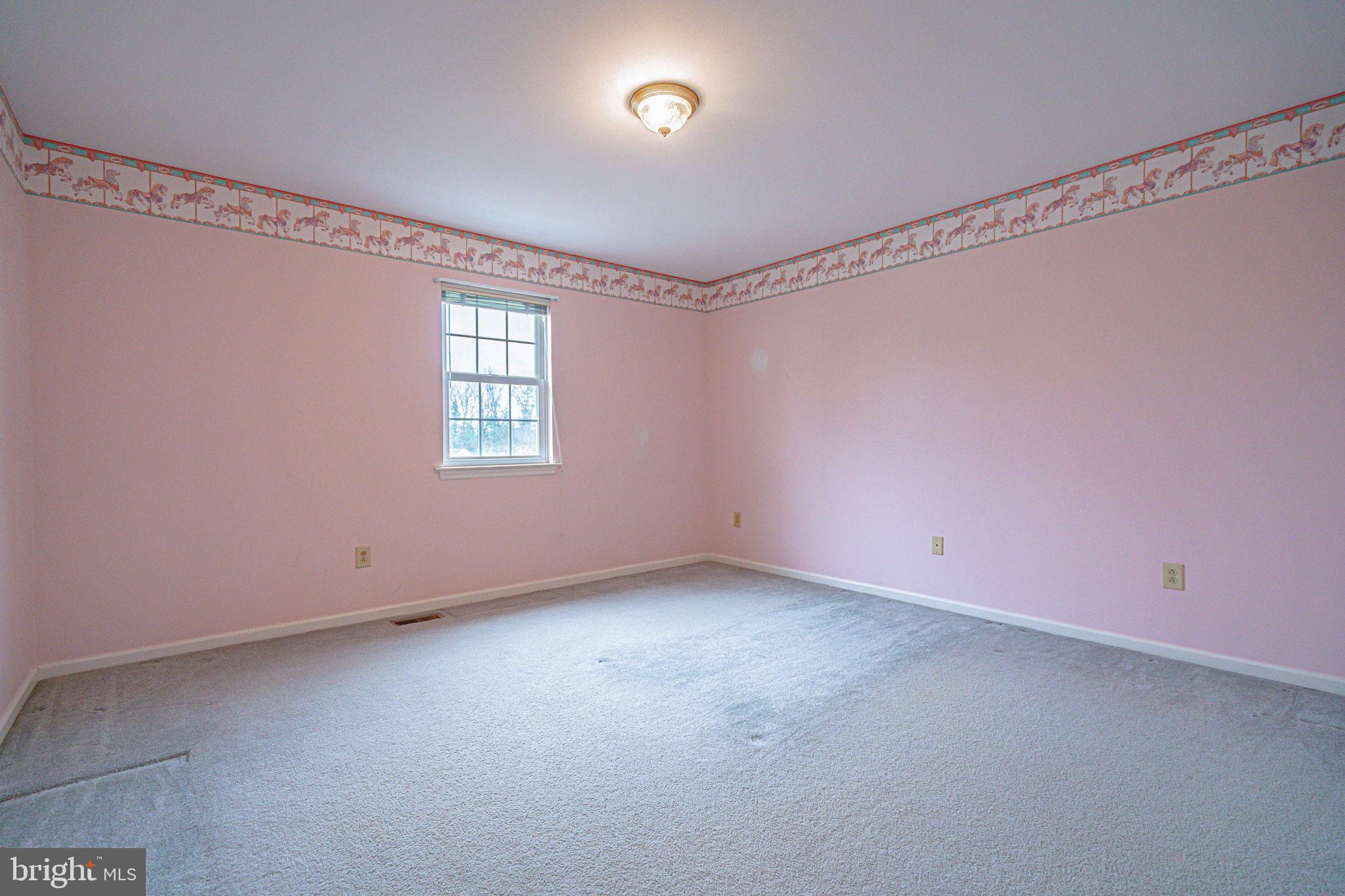 HUNTERS RUN - Residential