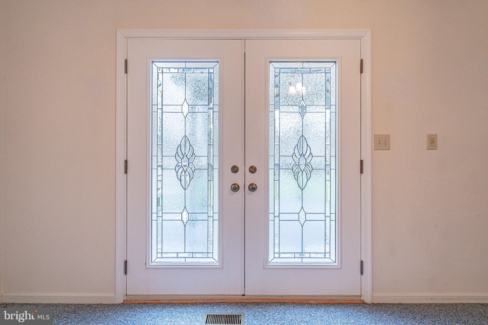 HUNTERS RUN - Residential