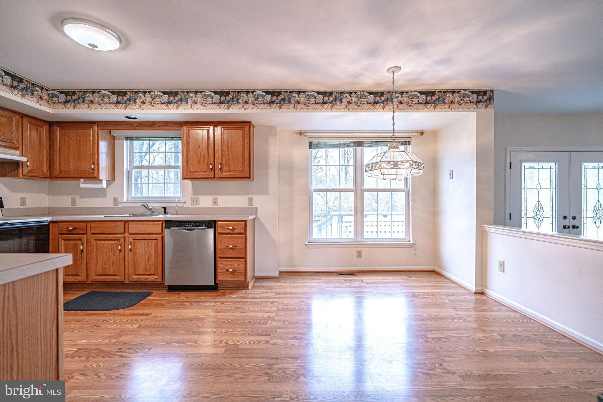 HUNTERS RUN - Residential