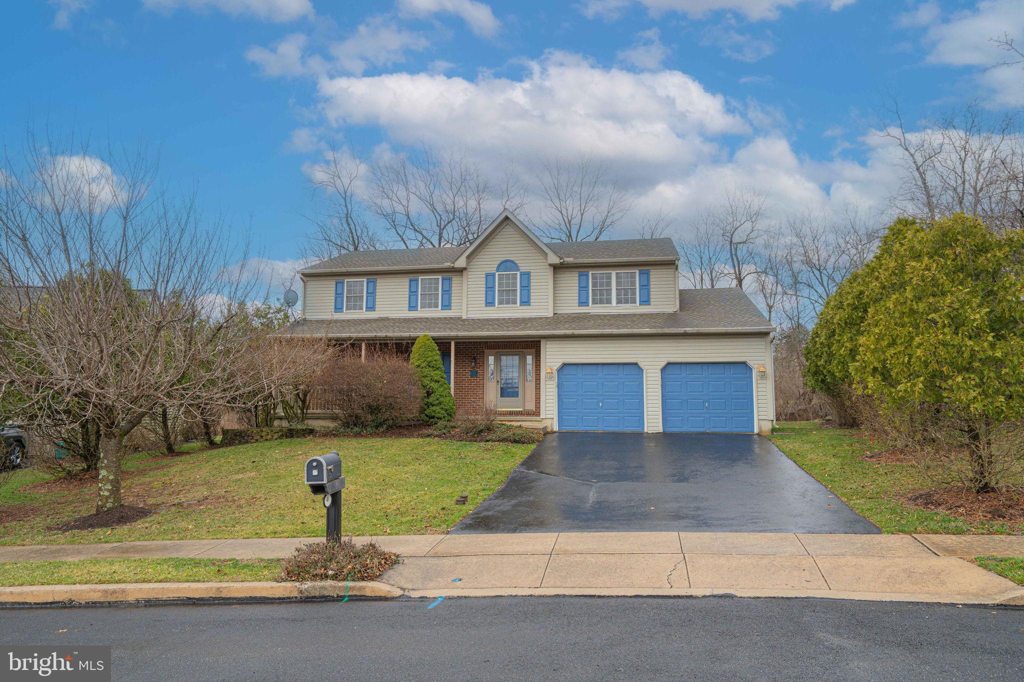 HUNTERS RUN - Residential