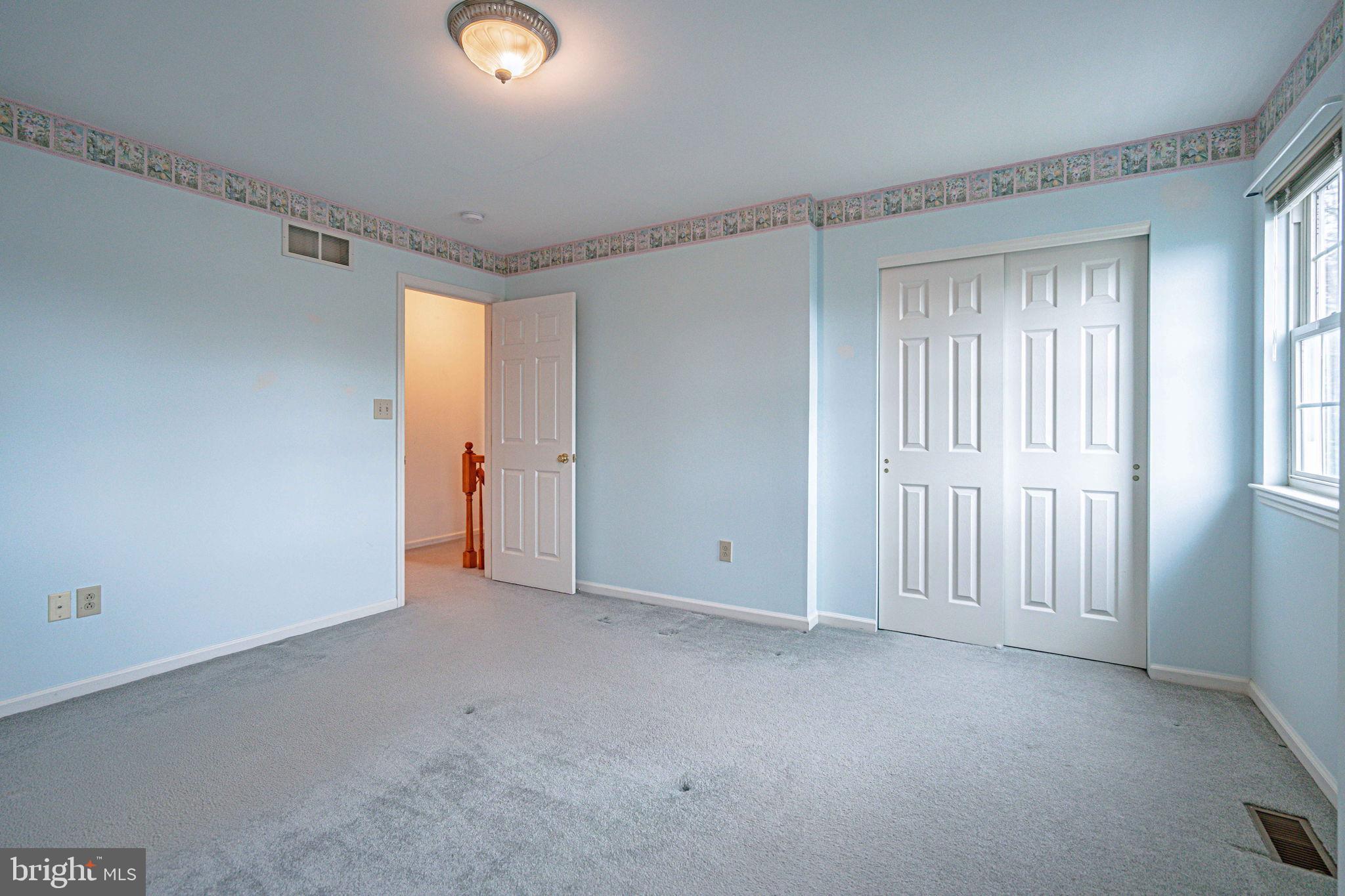 HUNTERS RUN - Residential