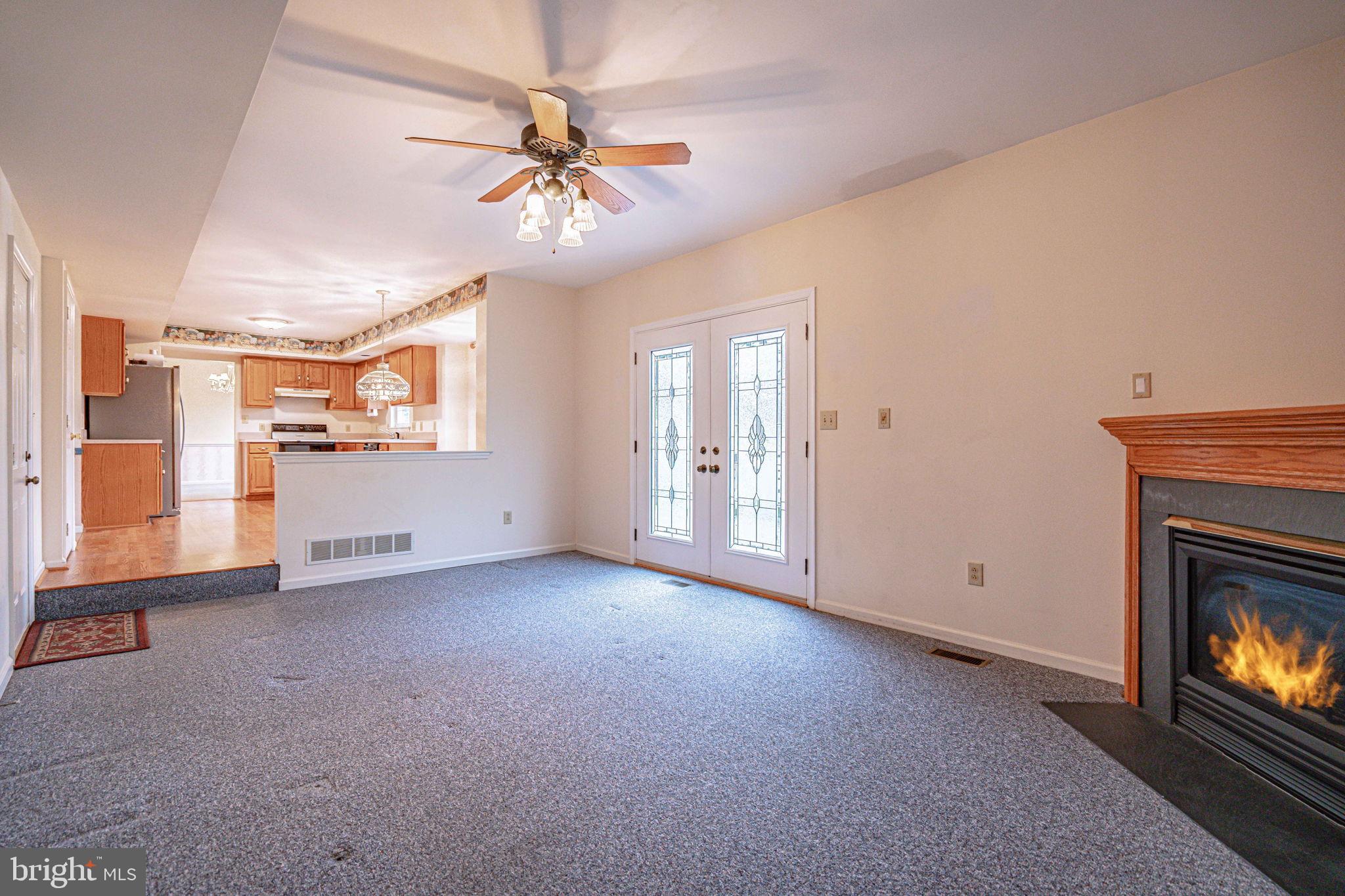 HUNTERS RUN - Residential