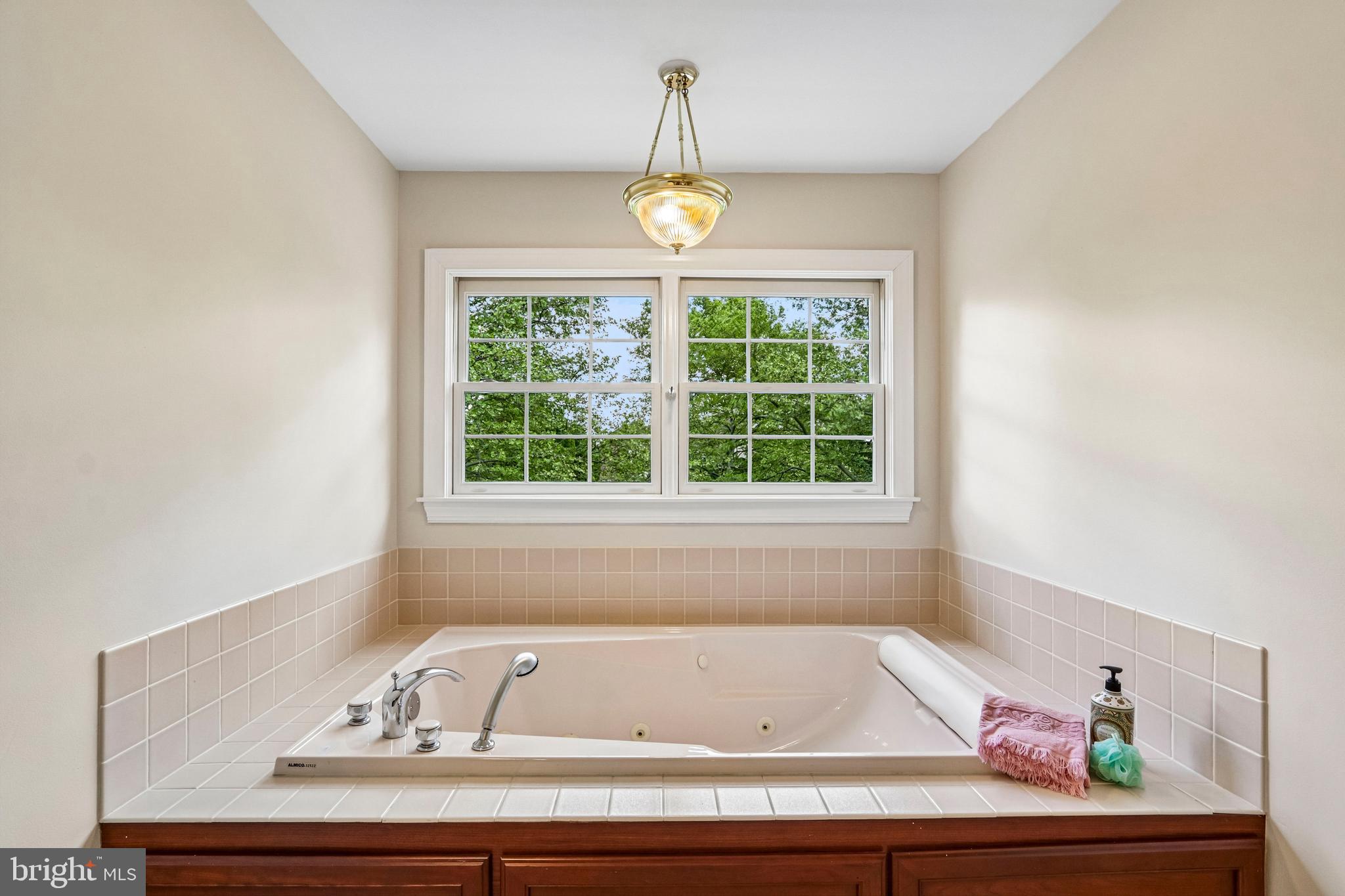 WEDGEWOOD GREENE - Residential