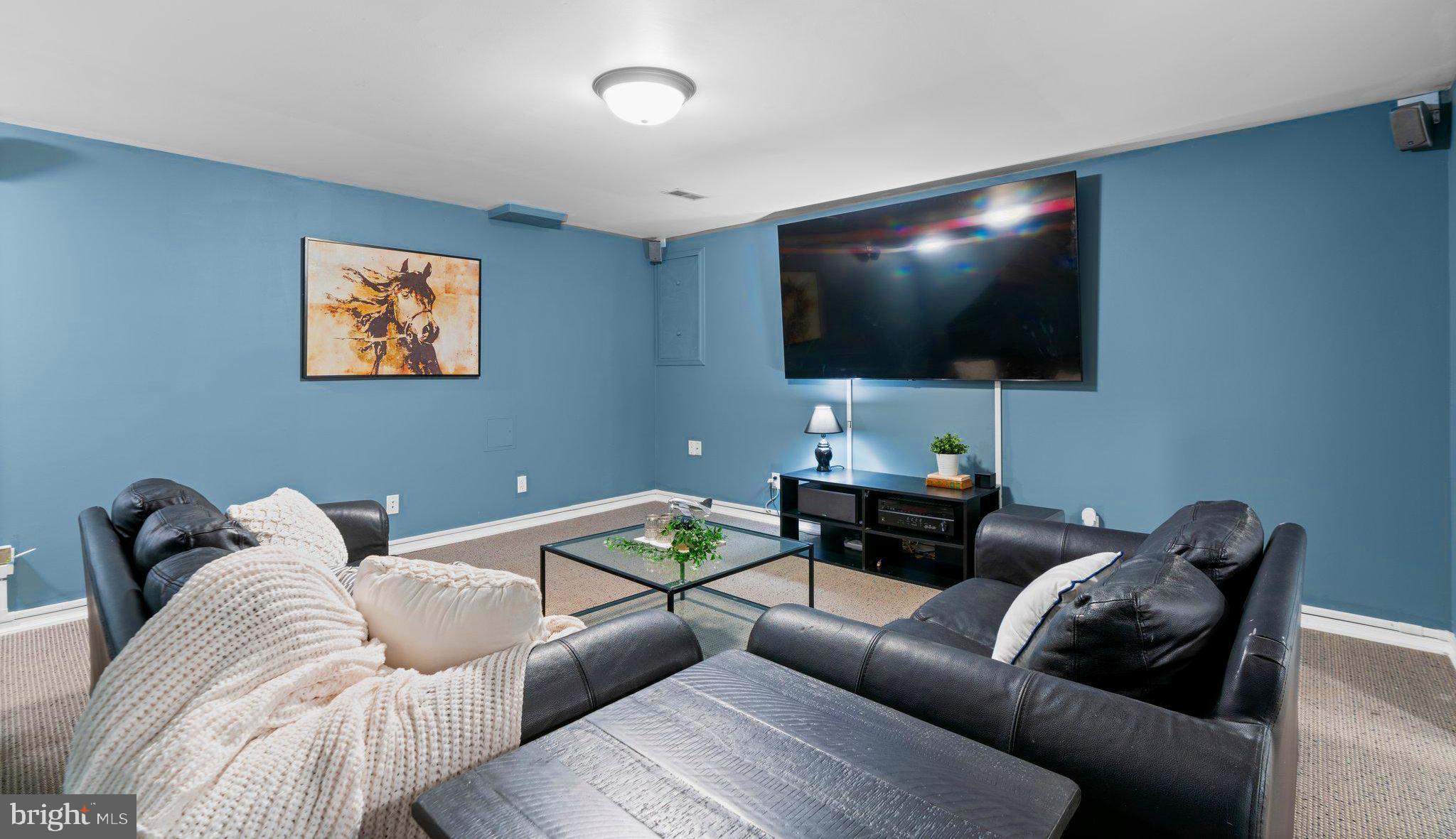 GARLAND - Residential