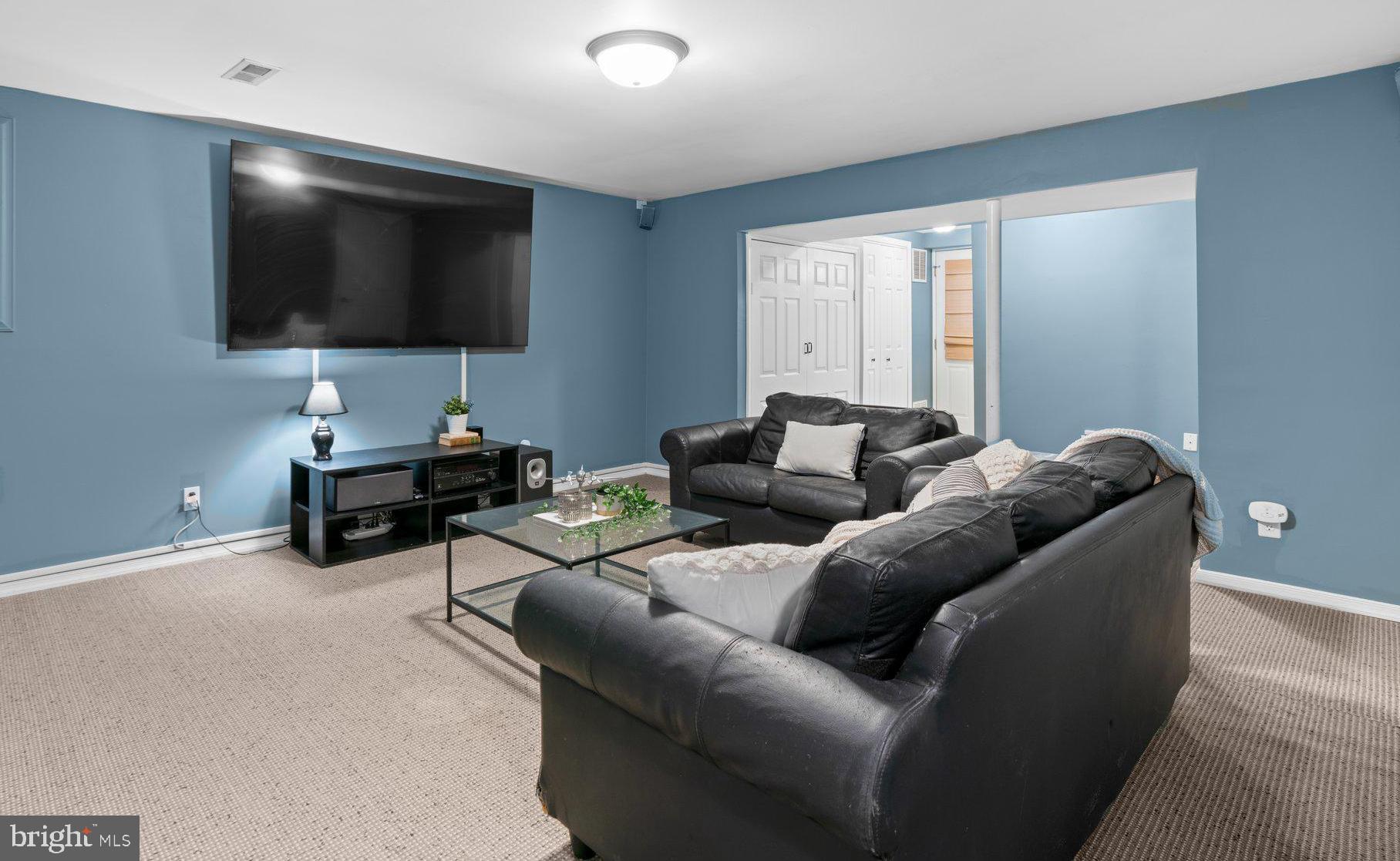 GARLAND - Residential