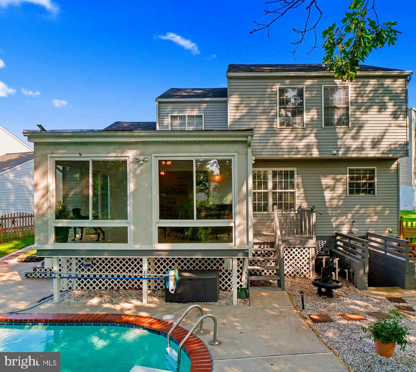 GARLAND - Residential