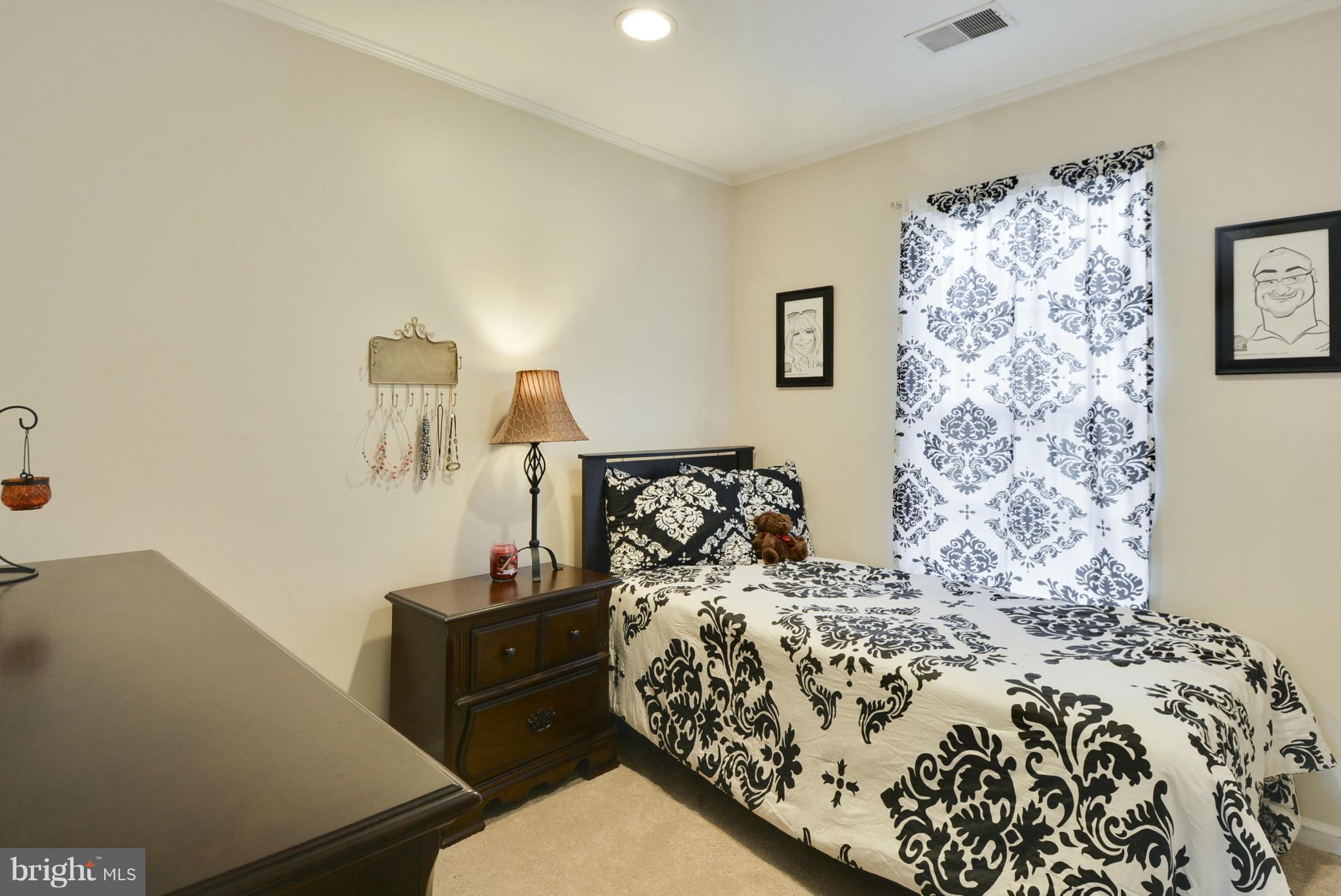 KINGSTOWNE - Residential