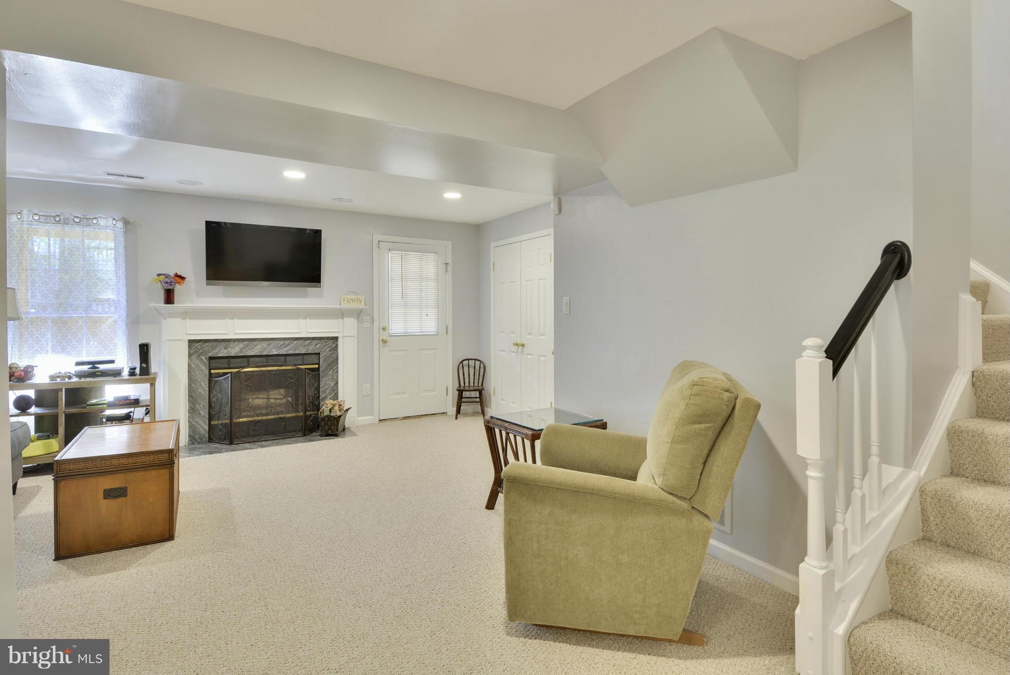 KINGSTOWNE - Residential