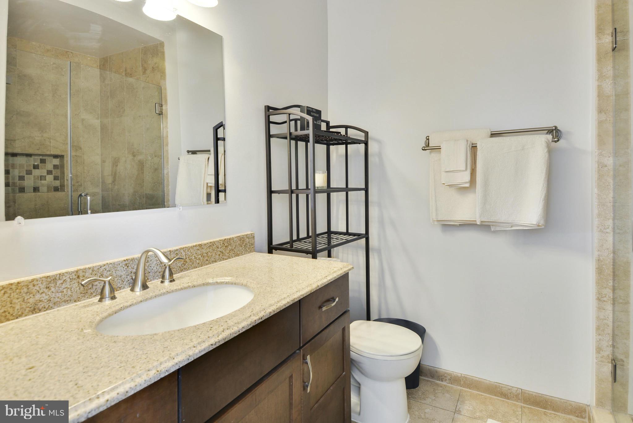 KINGSTOWNE - Residential