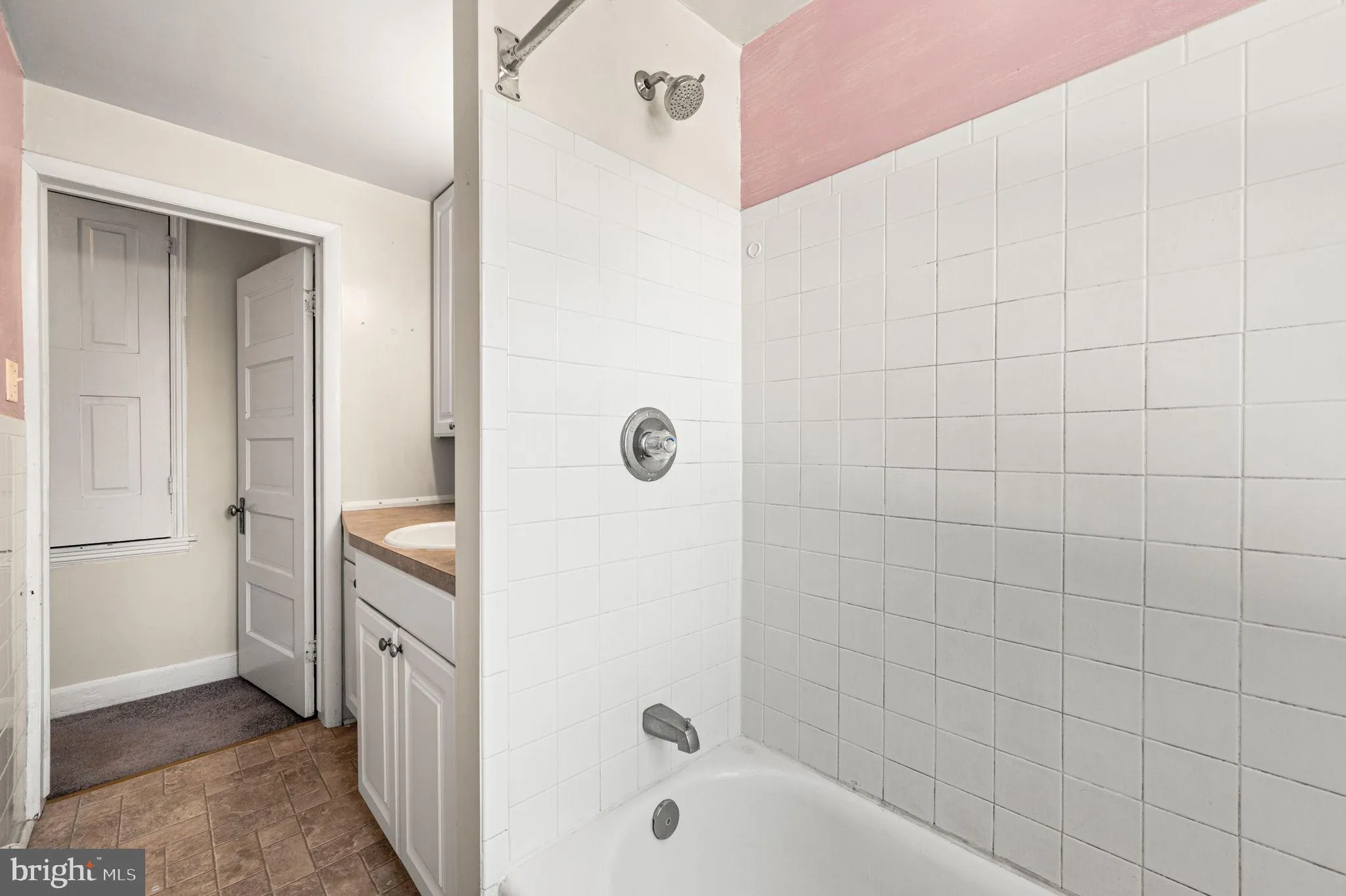 Philadelphia, Pennsylvania 19127, United States, 2 Bedrooms Bedrooms, ,2 BathroomsBathrooms,Residential,Active,199217