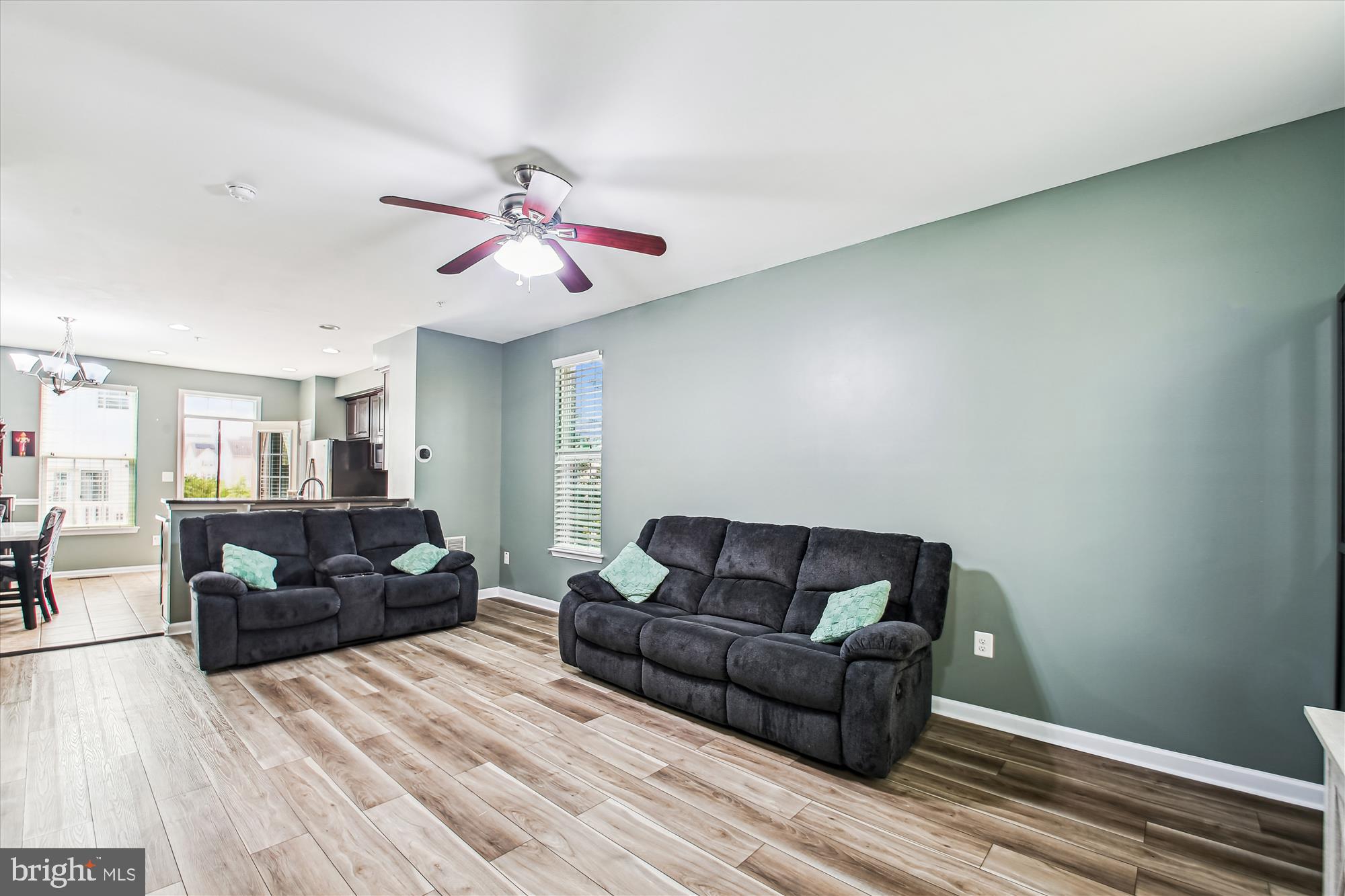 7423 RIGBY PLACE
