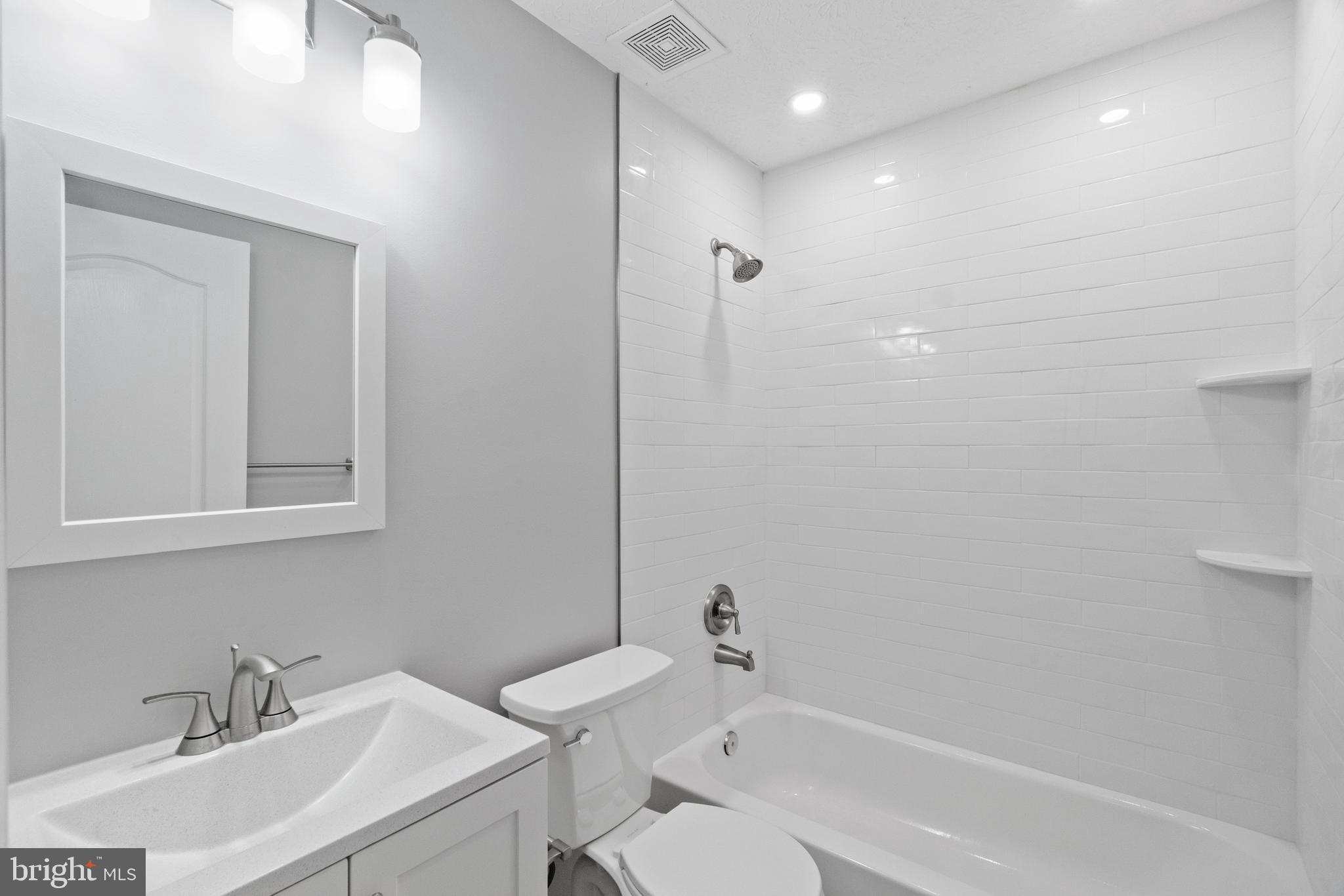 HOWARDS RIDGE - Residential Lease