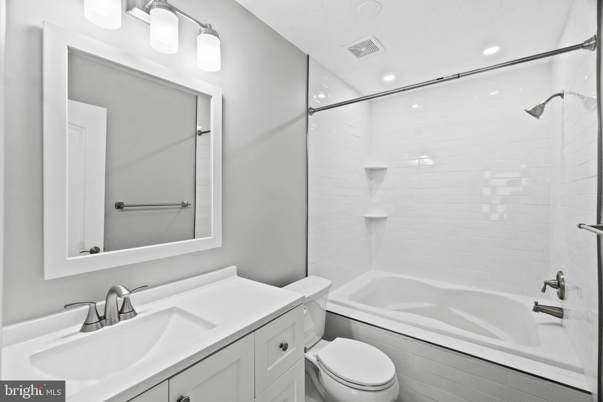 HOWARDS RIDGE - Residential Lease