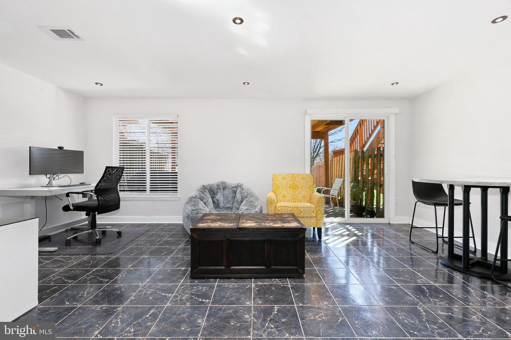 WOODLAND PARK - Residential