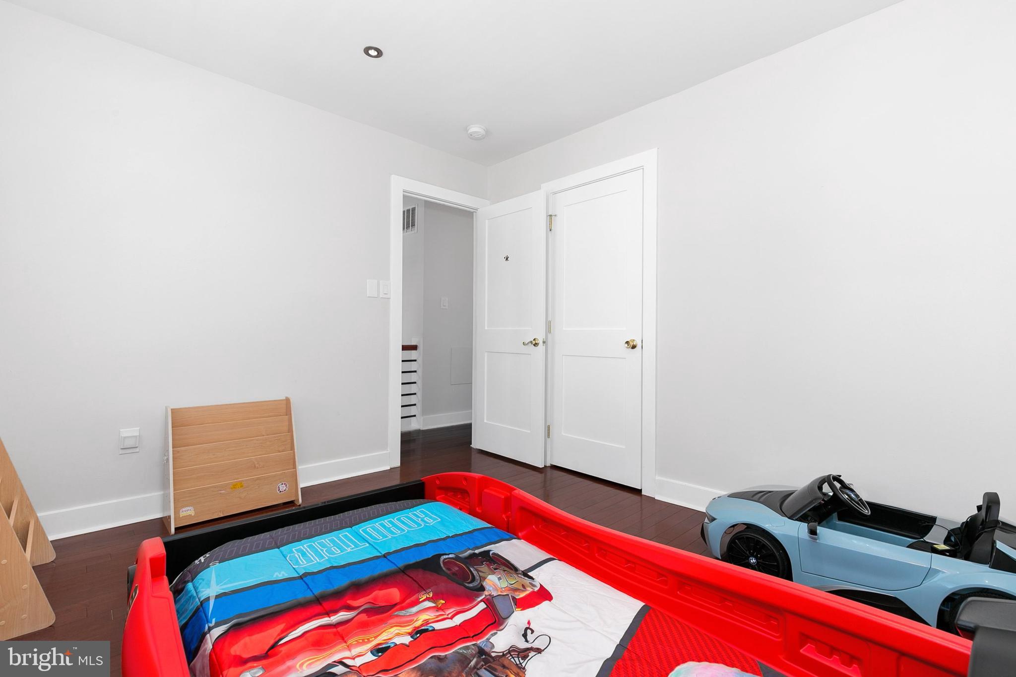 WOODLAND PARK - Residential