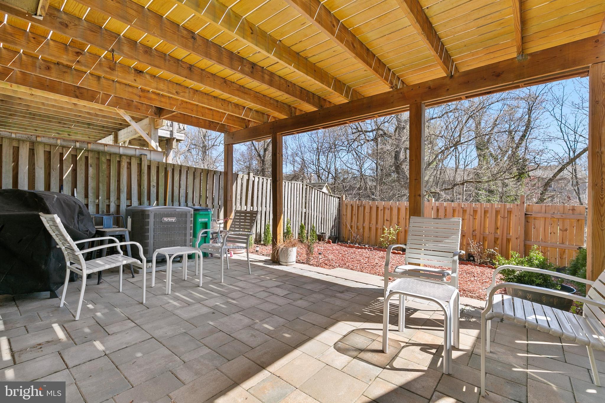 WOODLAND PARK - Residential