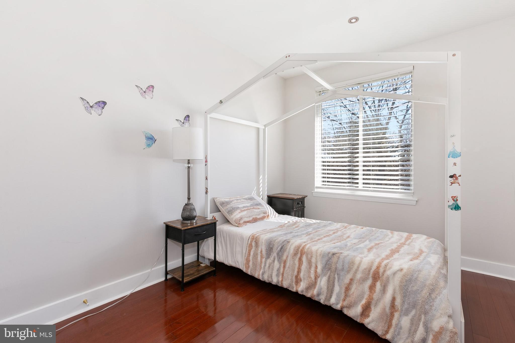 WOODLAND PARK - Residential