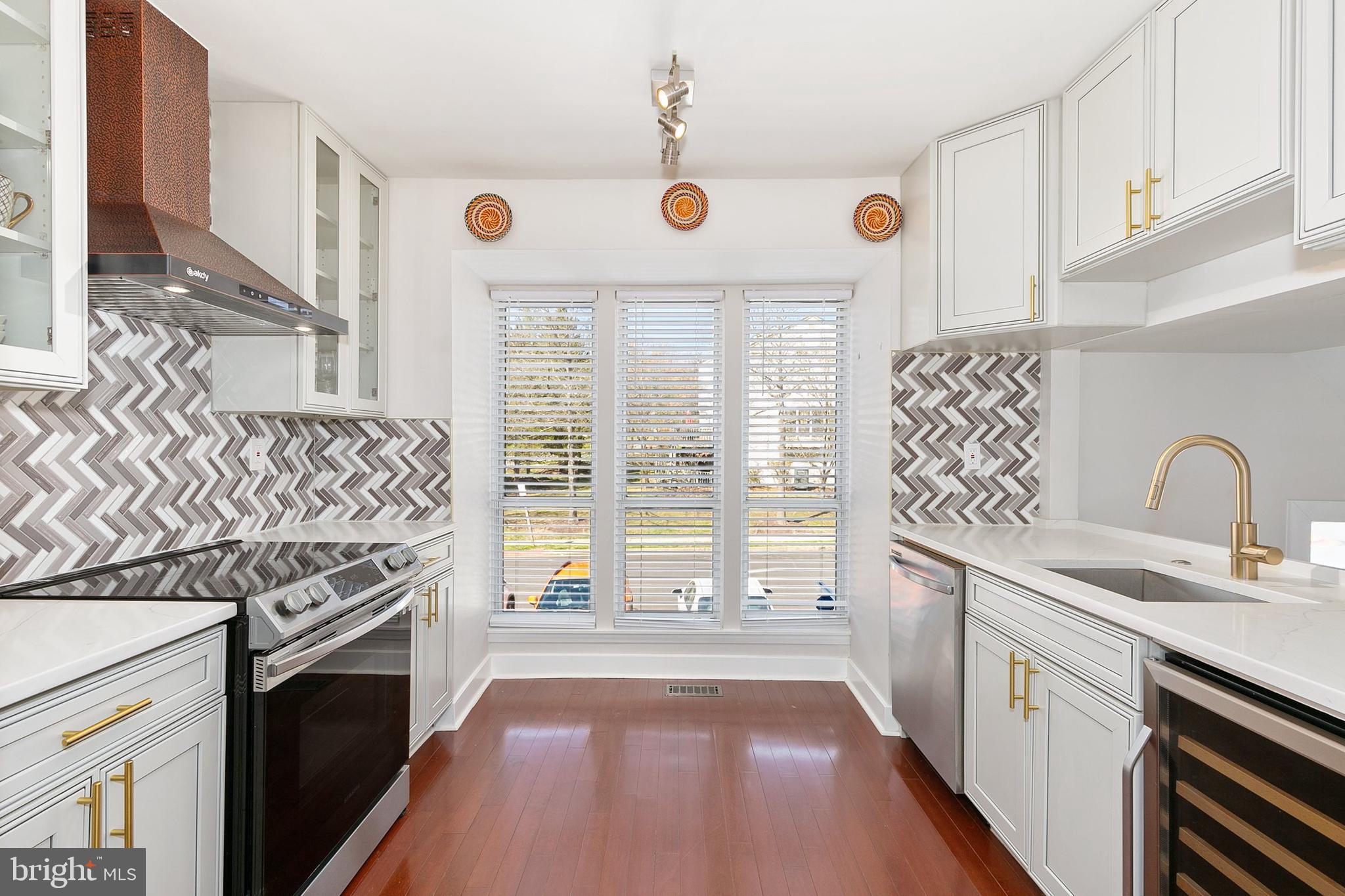 WOODLAND PARK - Residential