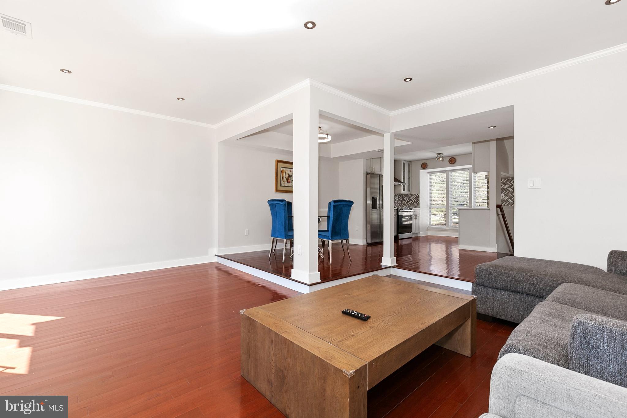 WOODLAND PARK - Residential