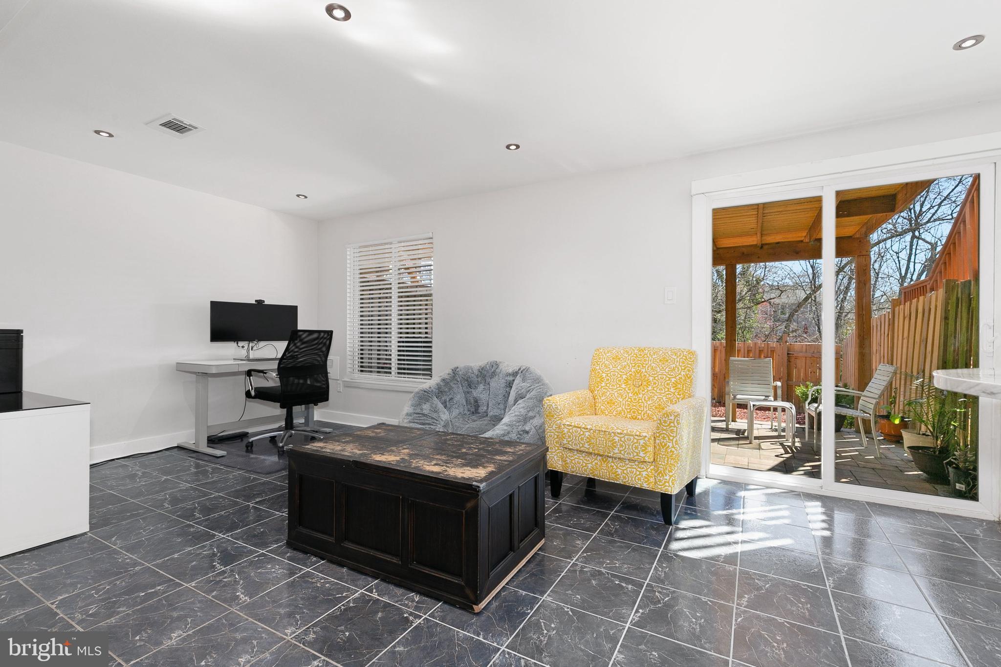 WOODLAND PARK - Residential