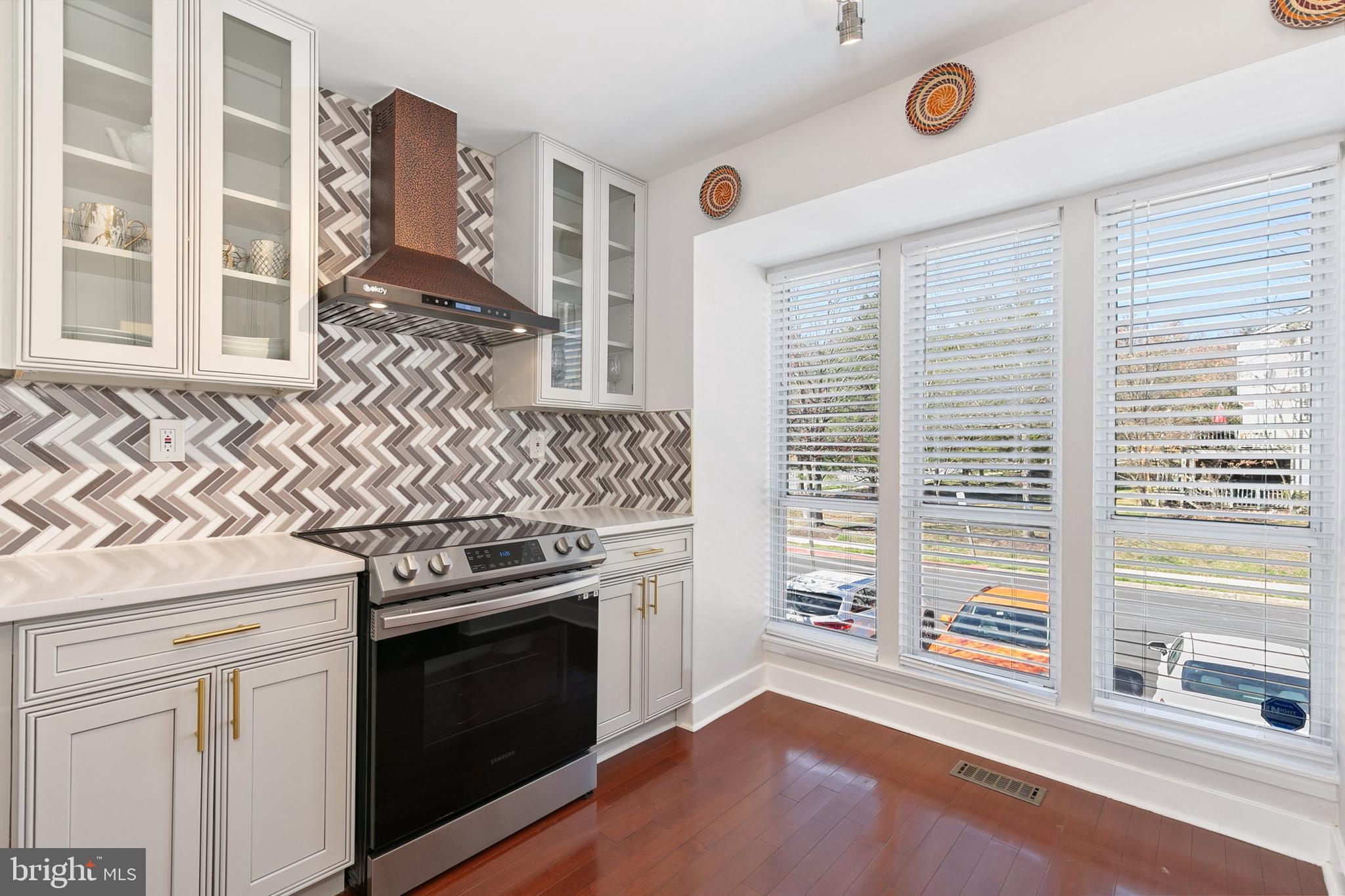 WOODLAND PARK - Residential