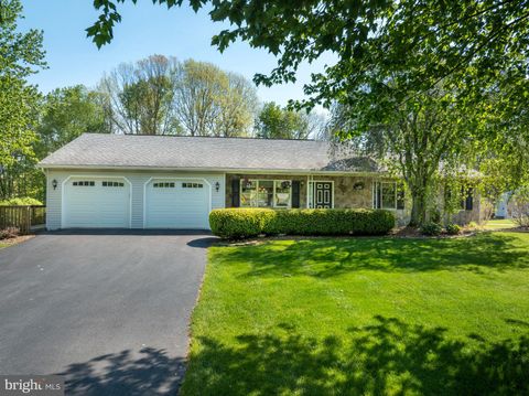 Homes For Sale - 285 Lutz Lane<br/> PORT MATILDA, PA 16870
