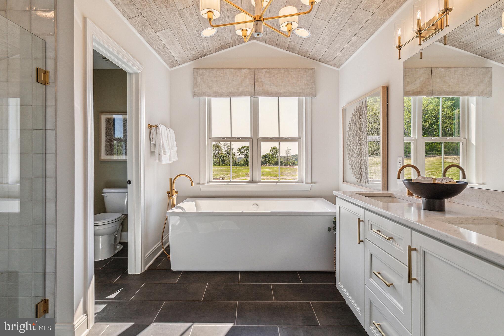 MAPLE RIDGE ESTATES - Residential