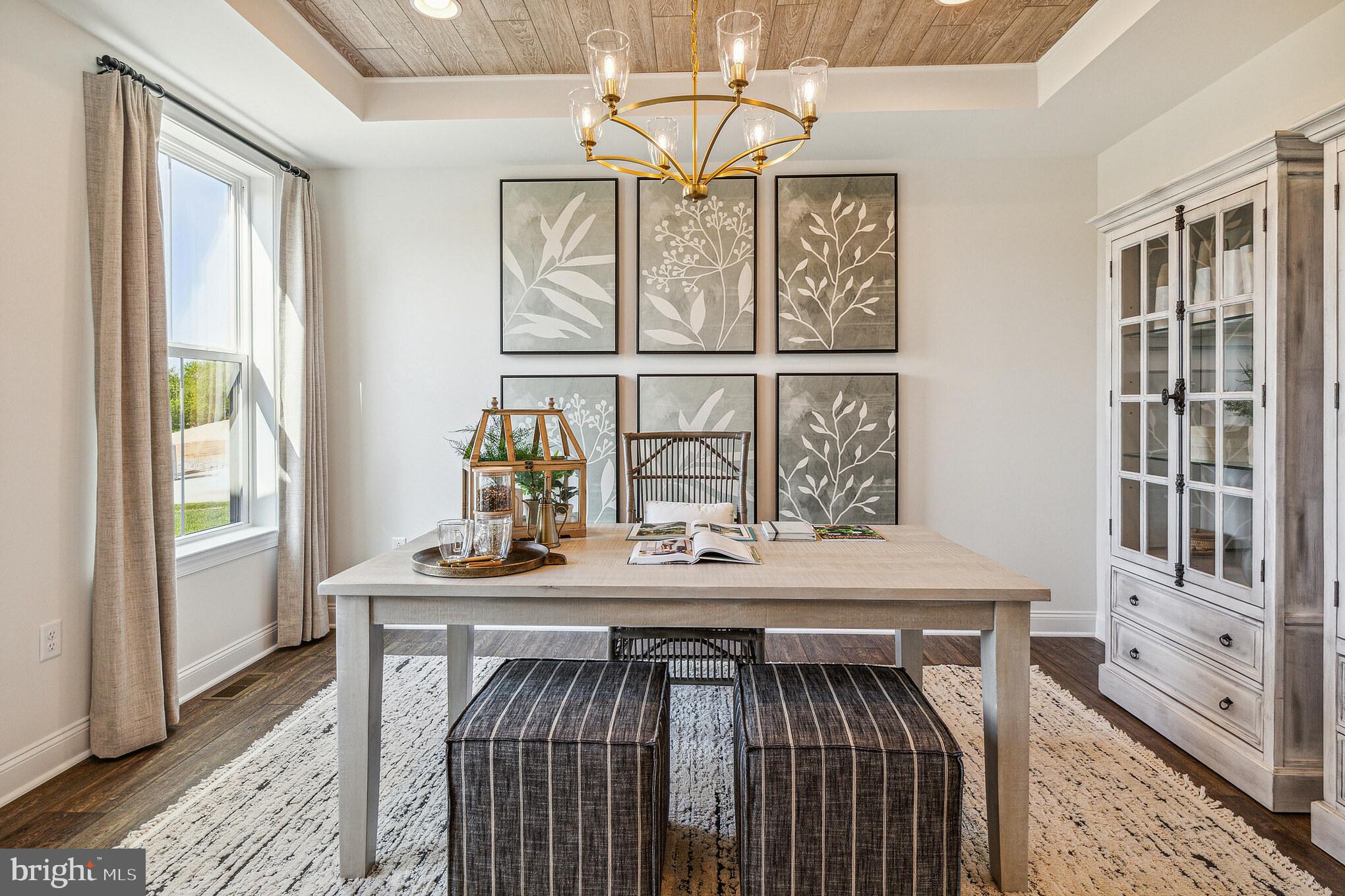 MAPLE RIDGE ESTATES - Residential