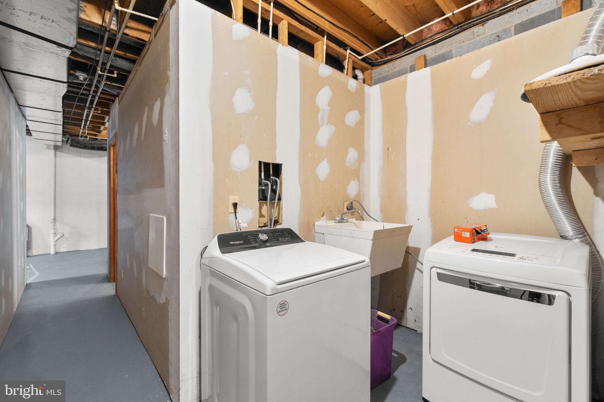 WEST FRIENDSHIP - Residential