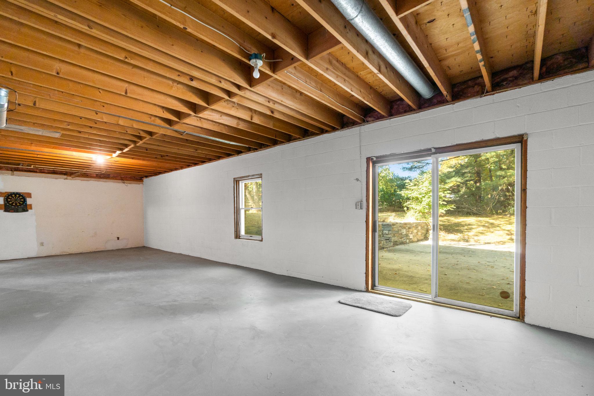 WEST FRIENDSHIP - Residential