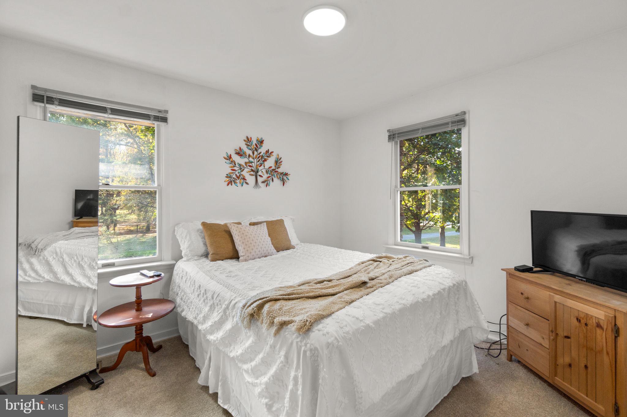 WEST FRIENDSHIP - Residential