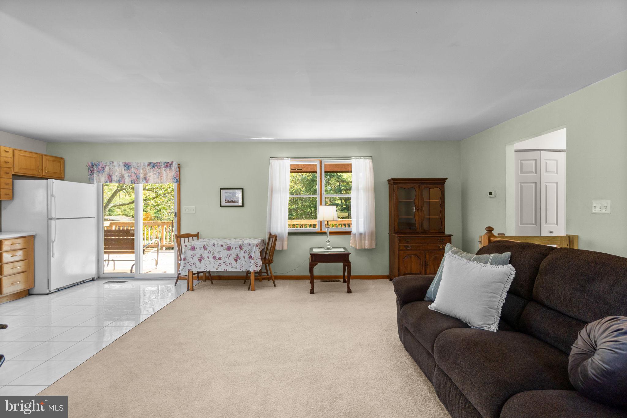 WEST FRIENDSHIP - Residential