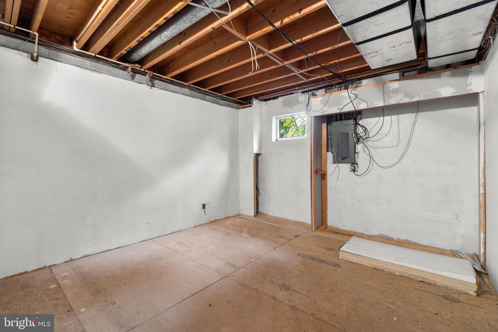 WEST FRIENDSHIP - Residential