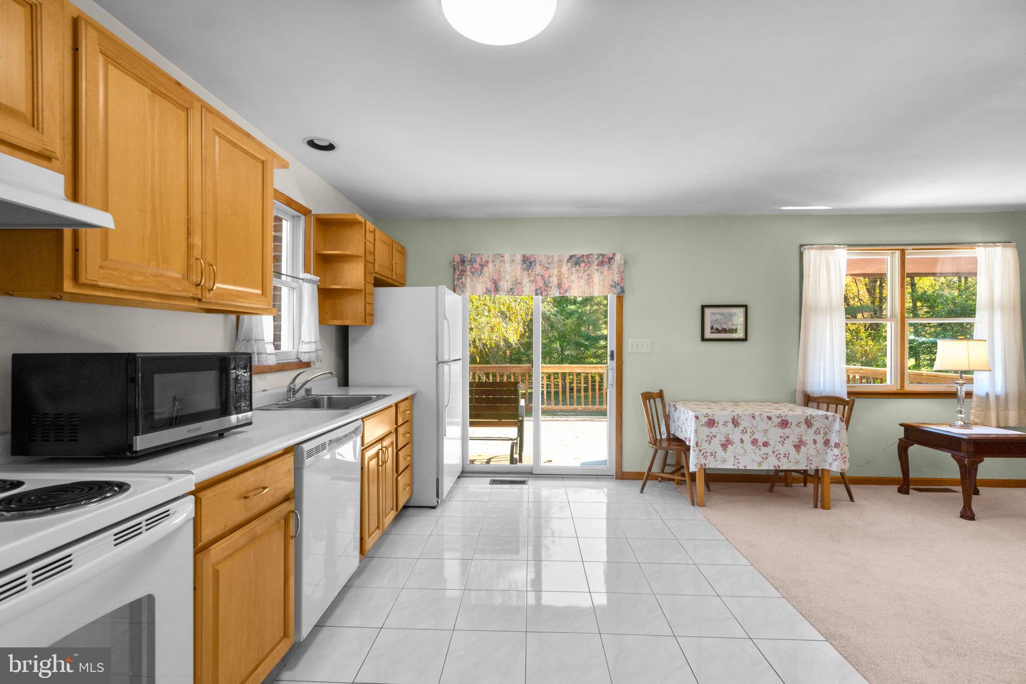 WEST FRIENDSHIP - Residential