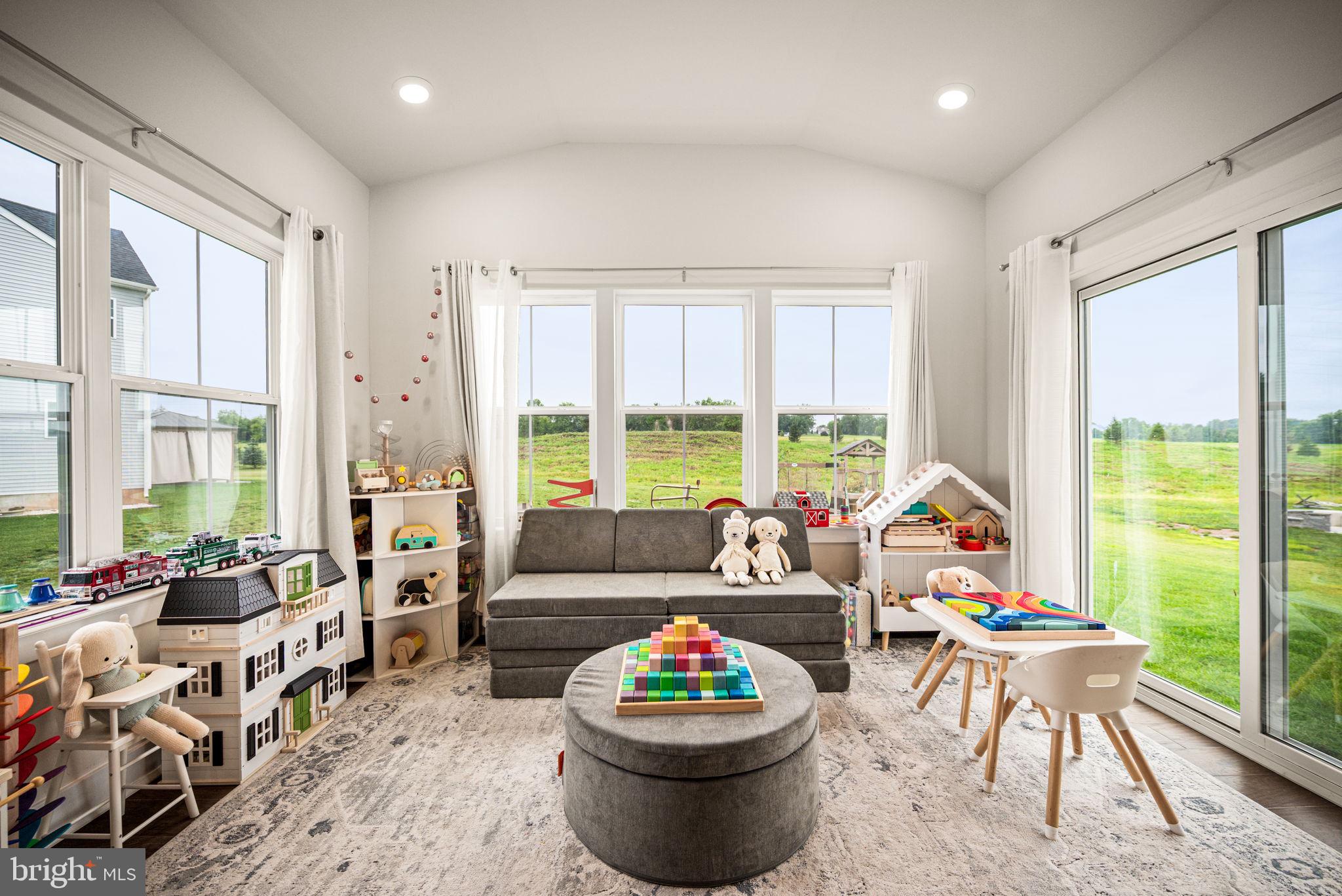 MAGNOLIA RESERVE - Residential