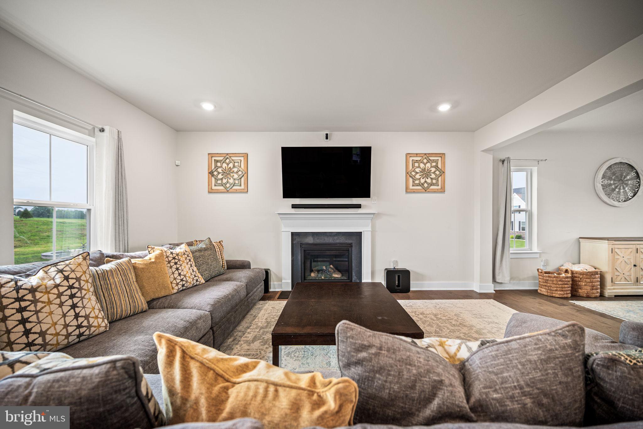 MAGNOLIA RESERVE - Residential