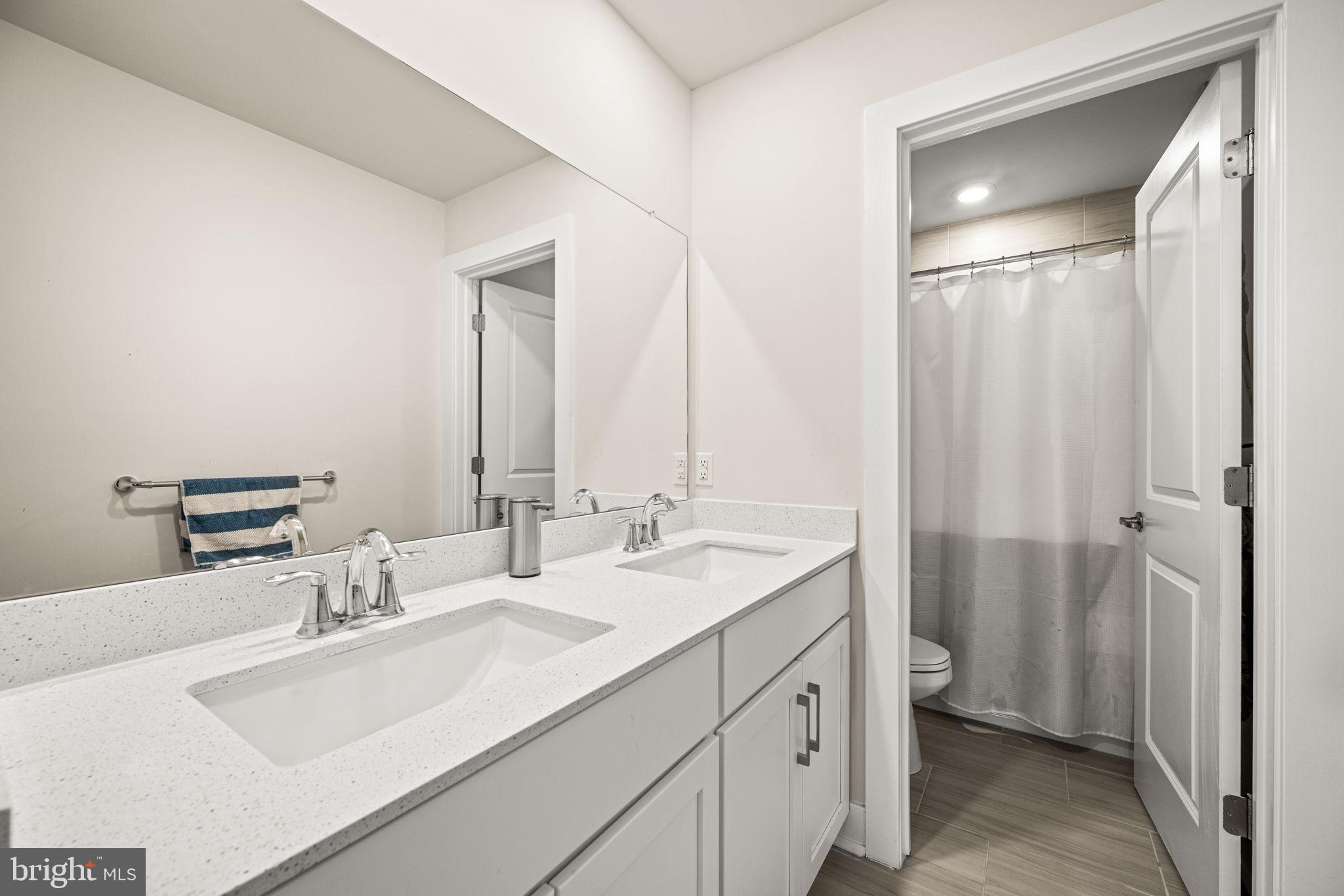 MAGNOLIA RESERVE - Residential