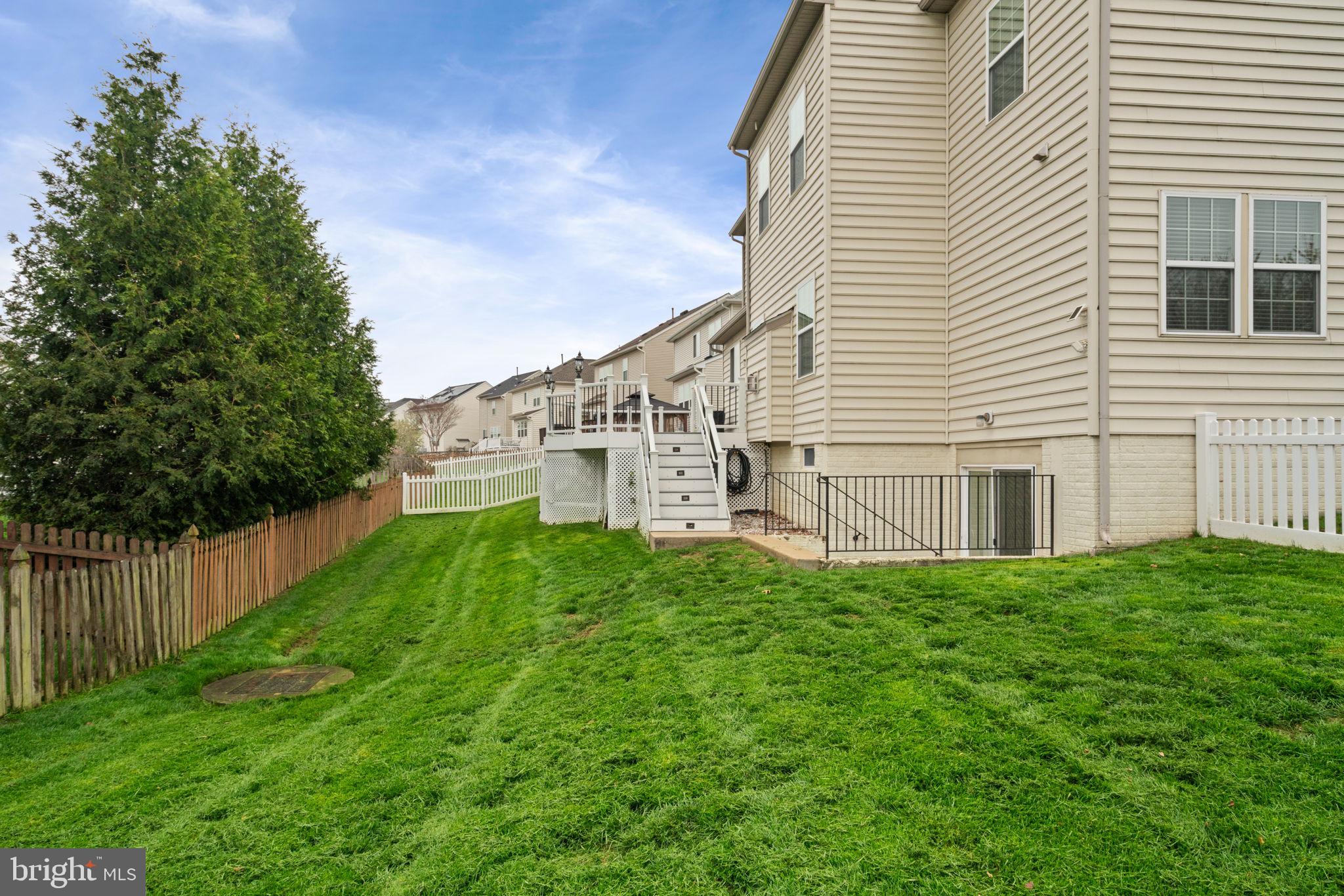 MEADOWS AT MORRIS FARM - Residential