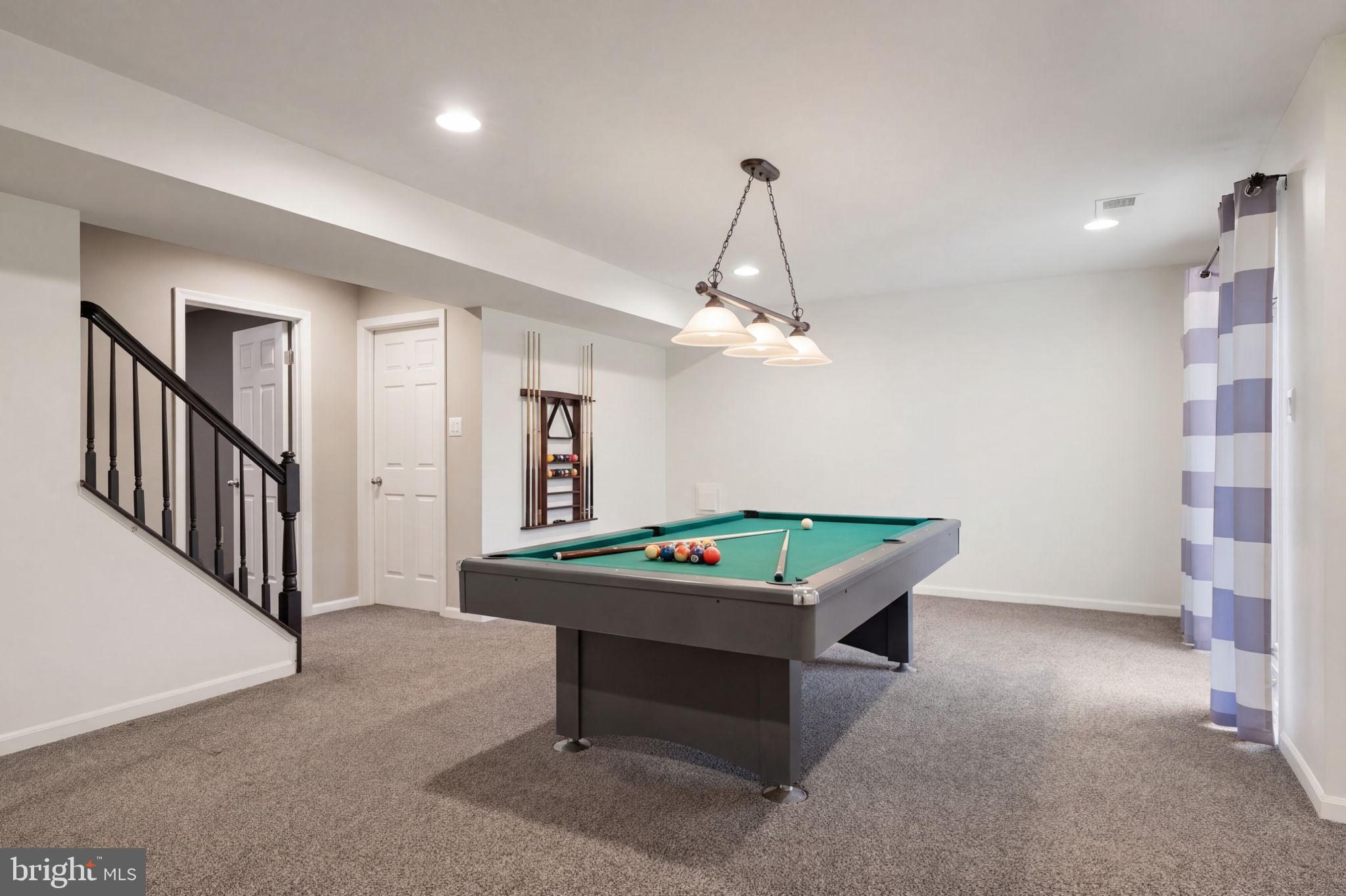 MEADOWS AT MORRIS FARM - Residential