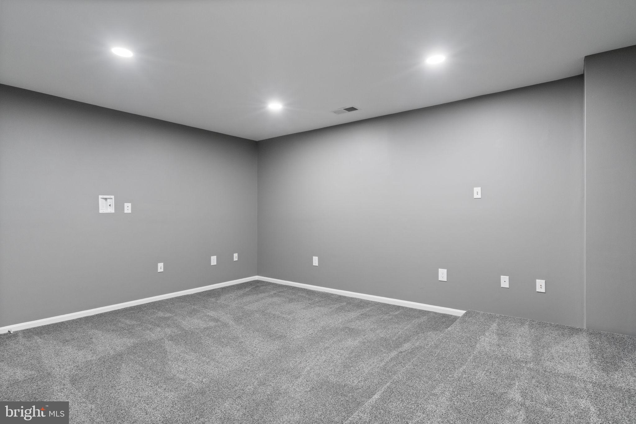 MEADOWS AT MORRIS FARM - Residential