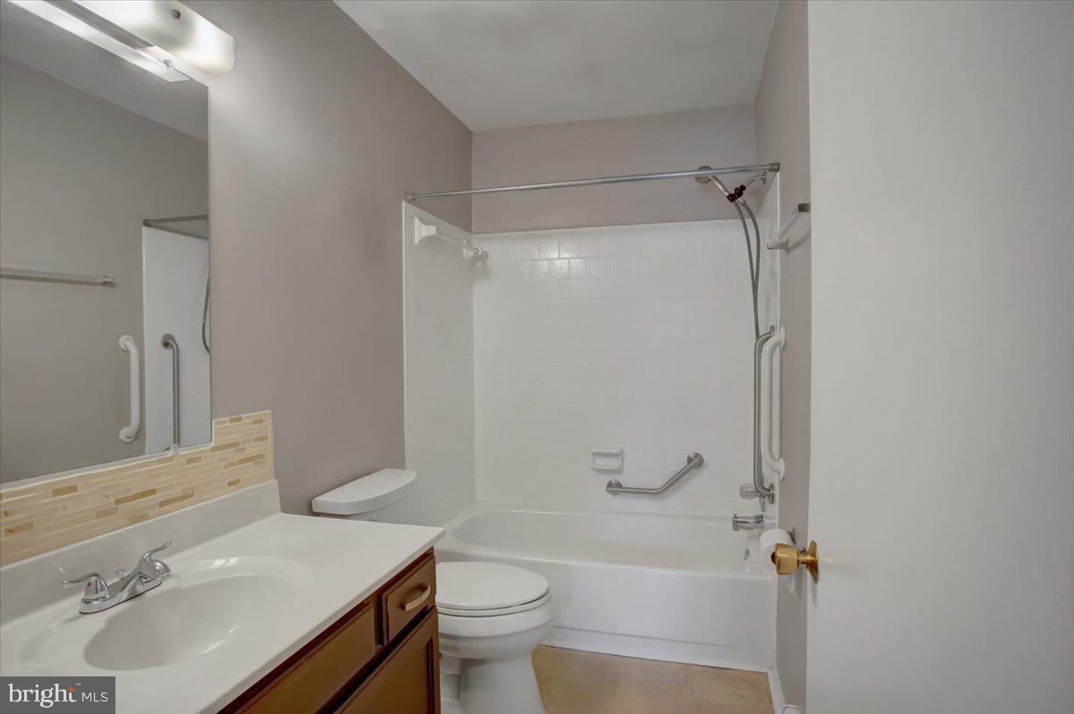 STONEGATE FARMS - Residential