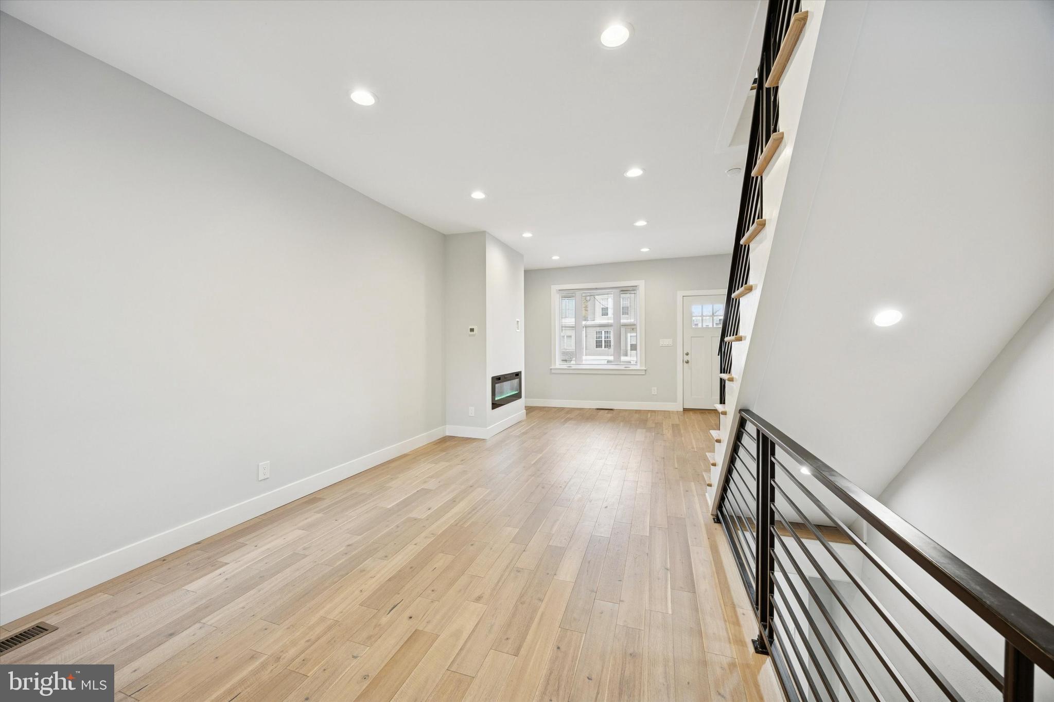 PORT RICHMOND - Residential