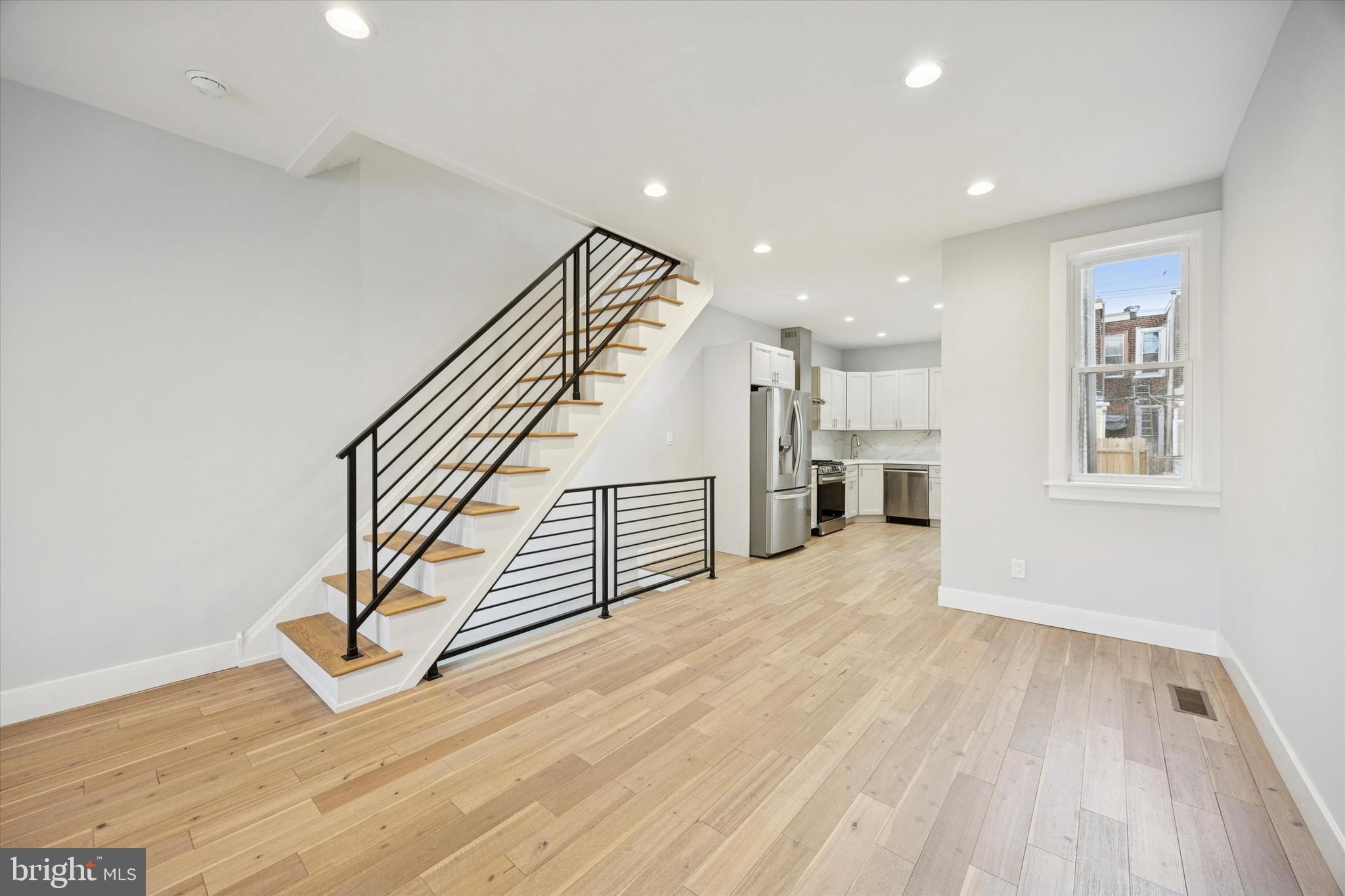 PORT RICHMOND - Residential