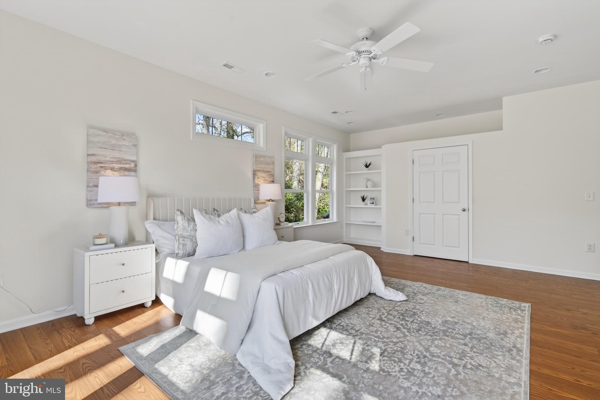 BARCROFT - Residential