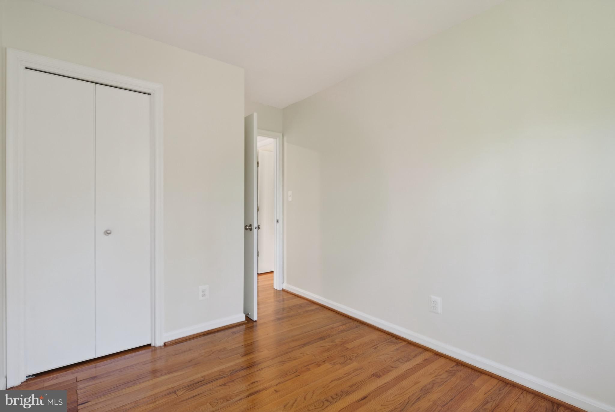 BARCROFT - Residential