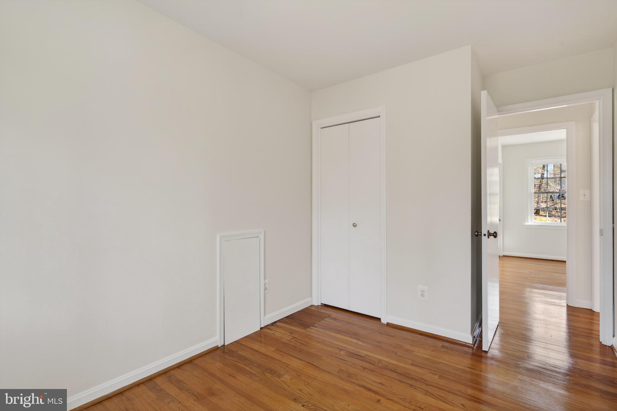 BARCROFT - Residential