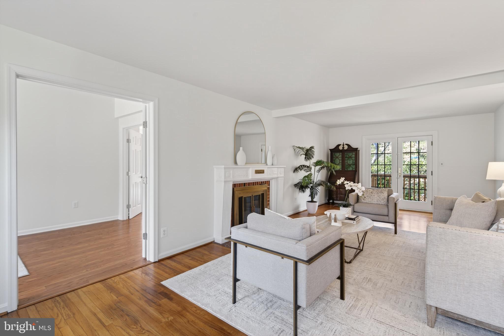 BARCROFT - Residential