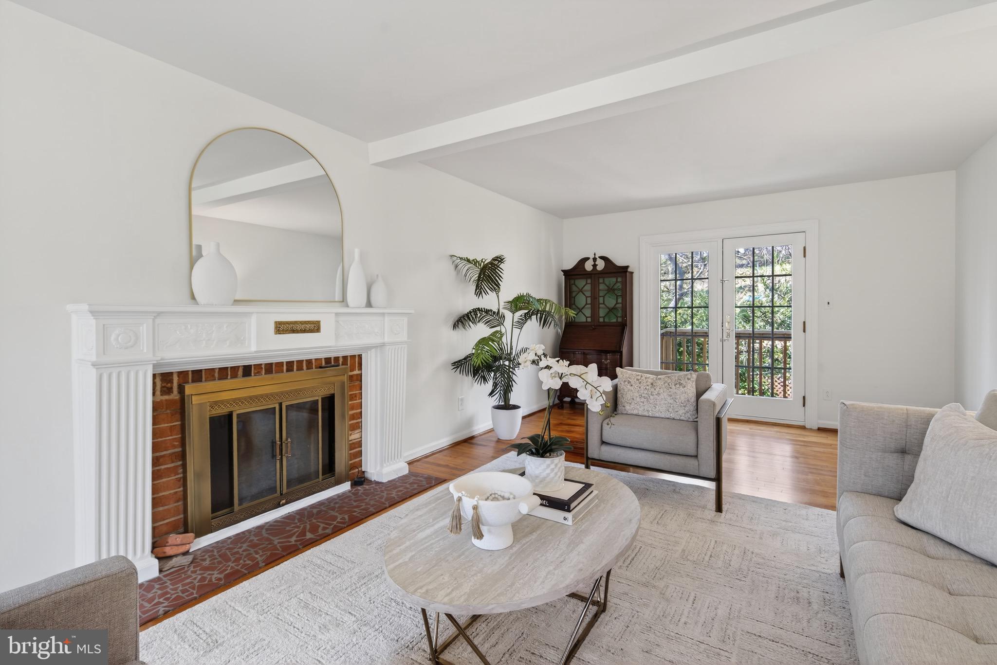 BARCROFT - Residential