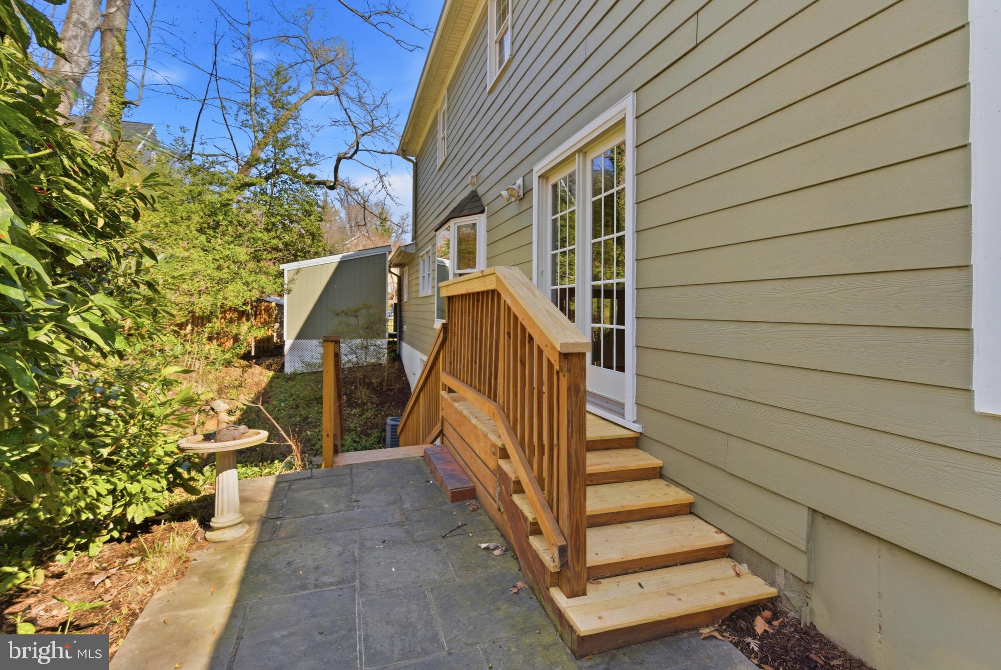 BARCROFT - Residential